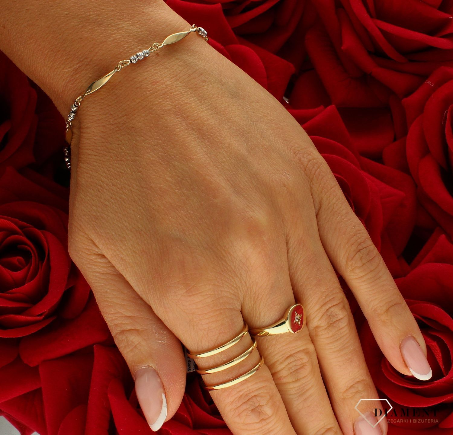 Złota bransoletka damska 375 subtelna z dodatkiem białego złota BR 3746 375. Bransoletka damska złota. Złota bransoletka damska. Bransoletka damska próby 375. Złota elegancka bransoletka idealna na prezent dla kobiety..jpg